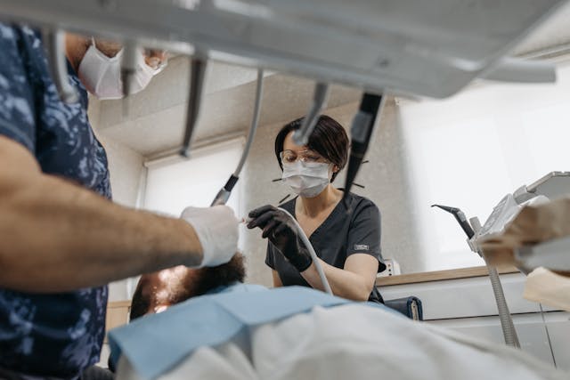 Diventare odontotecnico come iniziare e cosa studiare
