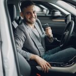 Chiavi intelligenti e sistemi digitali: il futuro dell’accesso all’auto